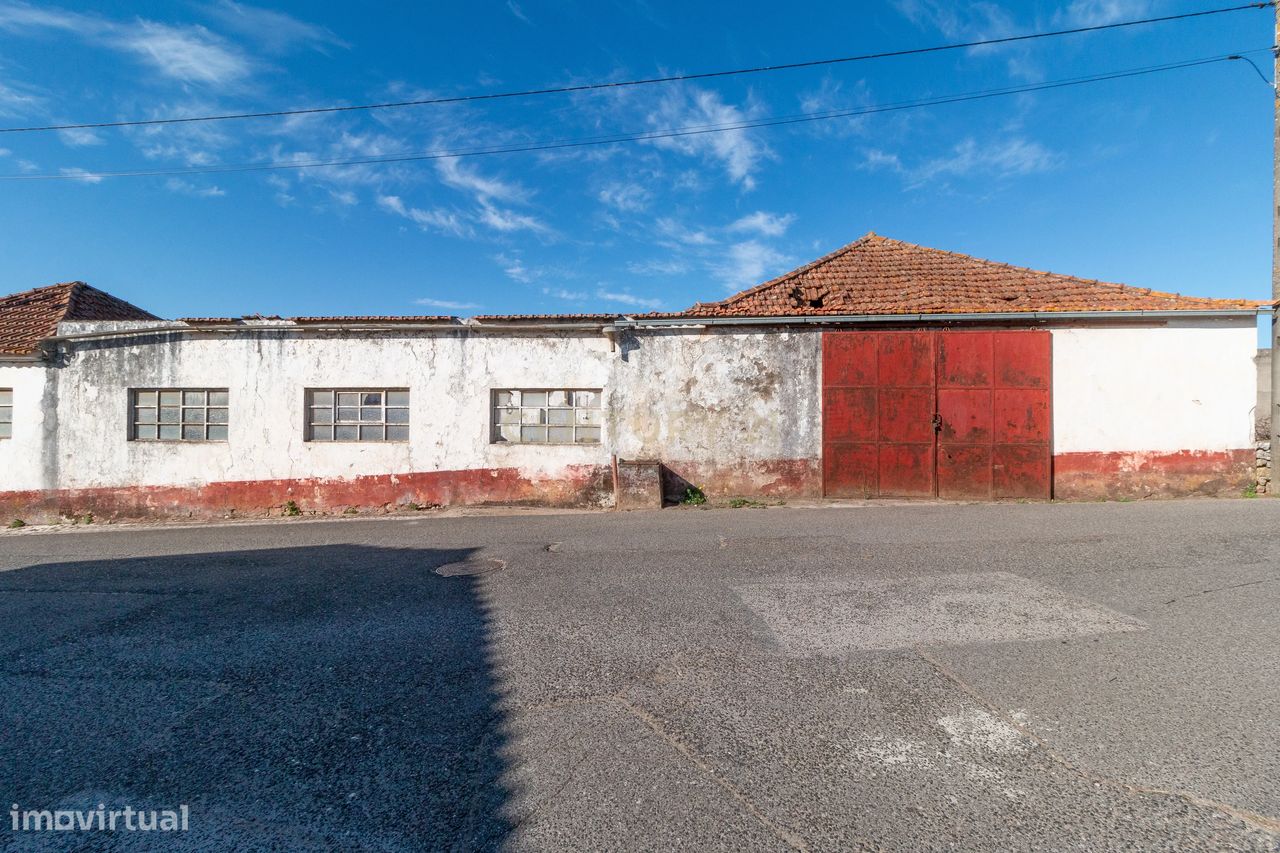 584m² Warehouse in Alcanena, Portugal No. 15258