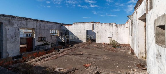 584m² Warehouse in Alcanena, Portugal No. 15258 5