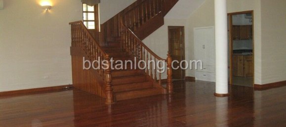 6 bedrooms Villa in Tay Ho, Vietnam No. 2706 3