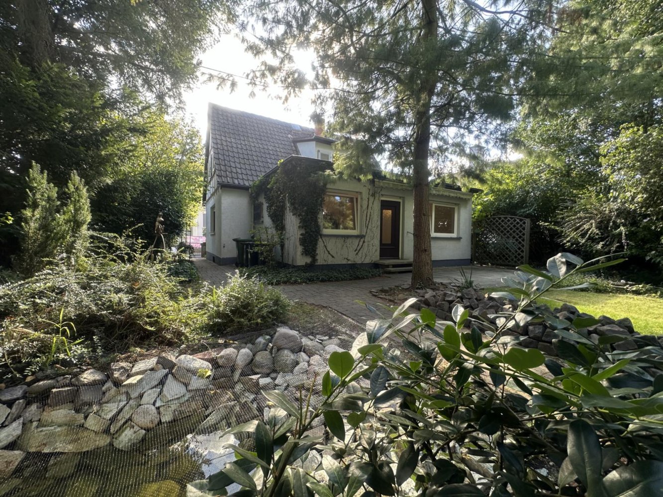 Дом с 4 спальнями в Франкфурт на Майне, Германия № 333671