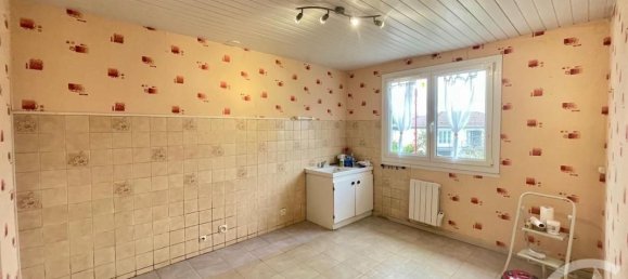 Casa de 3 dormitorios en Pontoy, France No. 247634 3