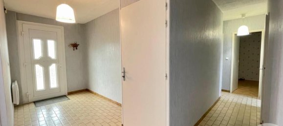 Casa de 3 dormitorios en Pontoy, France No. 247634 2