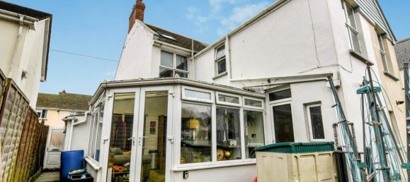 House in Barnstaple, United Kingdom No. 2092 19