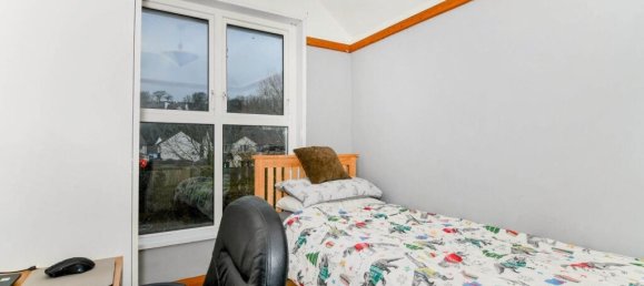 House in Barnstaple, United Kingdom No. 2092 11