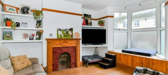 House in Barnstaple, United Kingdom No. 2092 4