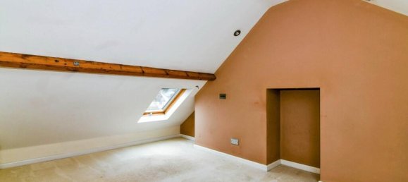 House in Barnstaple, United Kingdom No. 2092 14