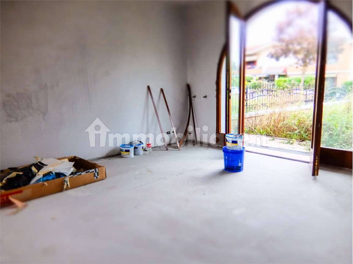 3 bedrooms Villa in Salgareda, Italy No. 221761