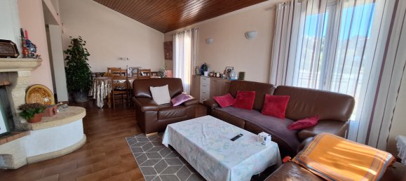 4 bedrooms Villa in Alata, France No. 59828 4