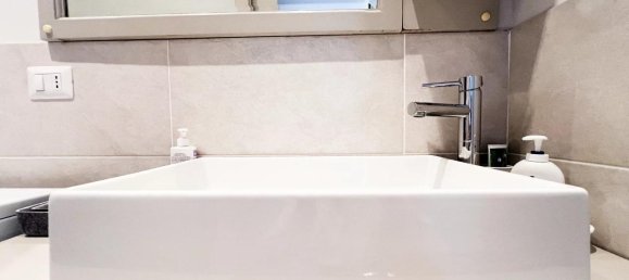 2-salle Appartement à Albisola Superiore, Italy No. 9188 20