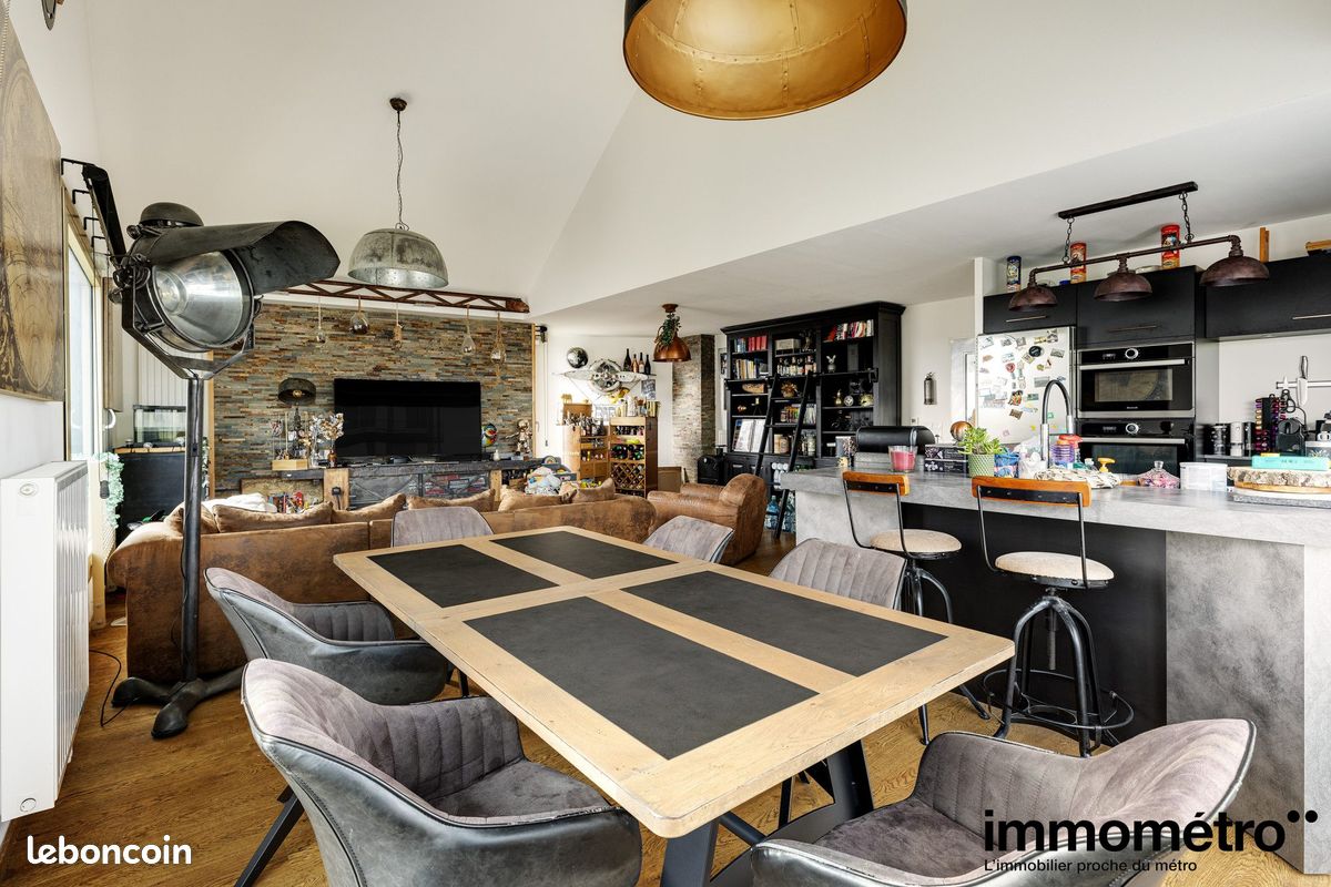 Apartamento de 3 dormitorios en Lille, France No. 229235