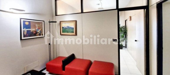 Büro in Bologna, Italy 253m², Nr. 319515 8