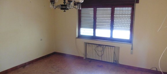 3 Schlafzimmer Haus in Soto del Barco, Spain, Nr. 79260 3