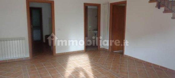 6 rooms House in Fondi, Italy No. 153987 5