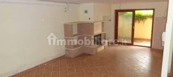 6 rooms House in Fondi, Italy No. 153987 11