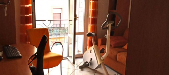 Apartamento de 4 divisões em Naples, Italy N.º 32100 5