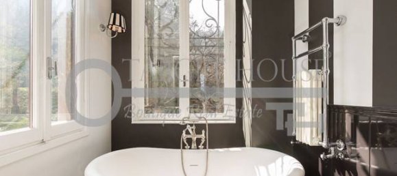 5 bedrooms Villa in Stresa, Italy No. 132562 11