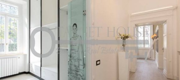 5 bedrooms Villa in Stresa, Italy No. 132562 12