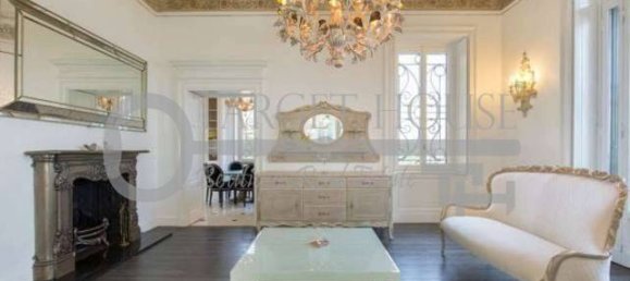5 bedrooms Villa in Stresa, Italy No. 132562 4