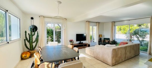 4 Schlafzimmer Haus in Mouguerre, France, Nr. 311165 3