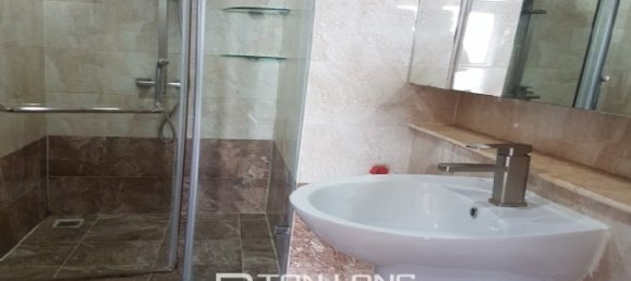 Apartamento de 2 dormitorios en Cau Giay, Vietnam No. 1724 5