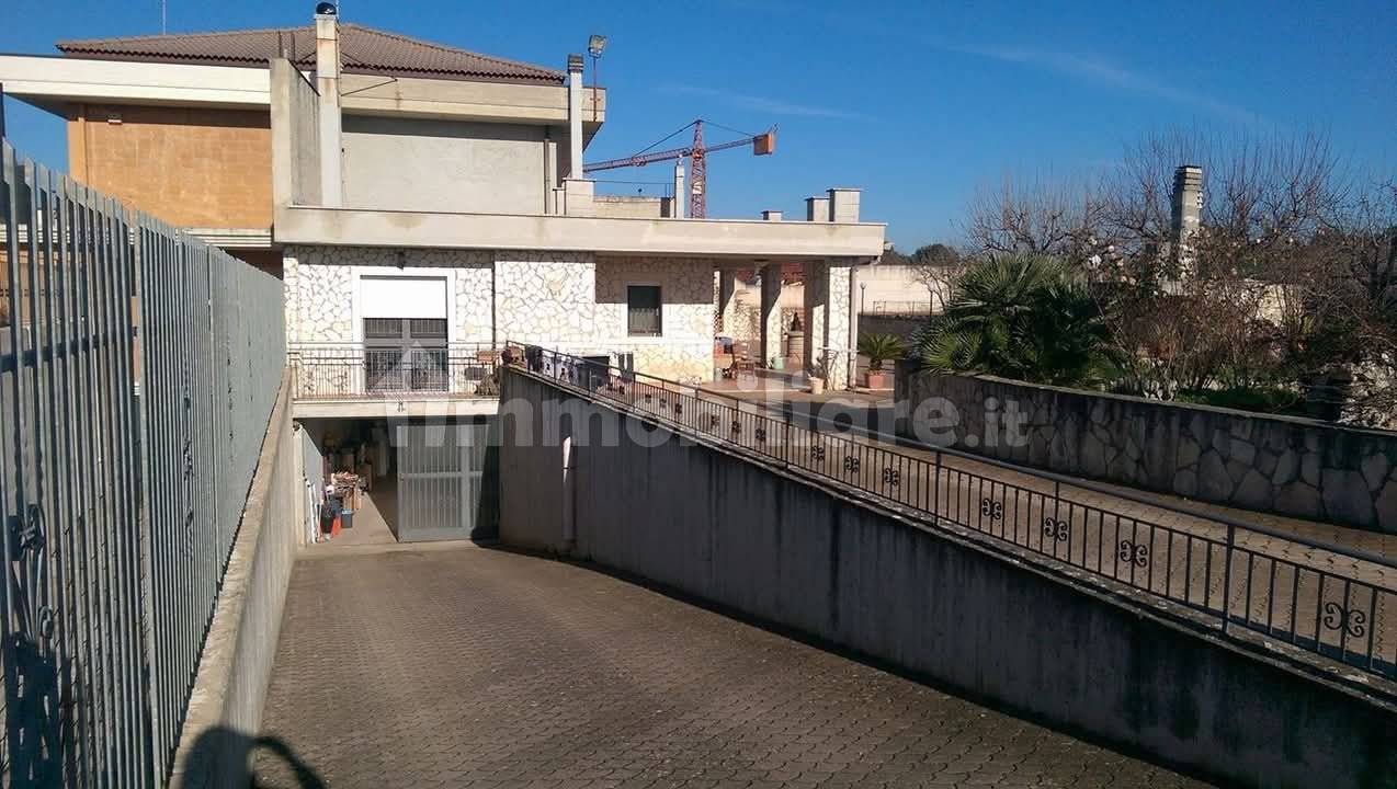 3 chambres Villa à Altamura, Italy No. 252175