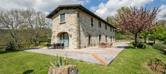 8 bedrooms House in Vicchio, Italy No. 178530 7
