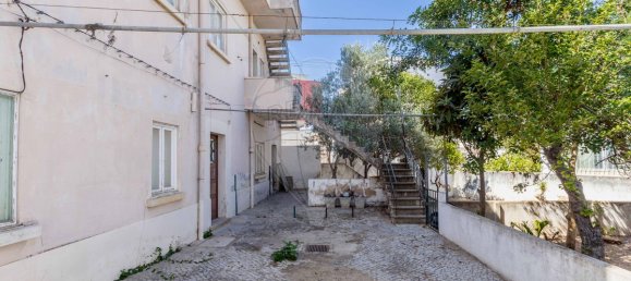 9 bedrooms House in Faro, Portugal No. 18551 5