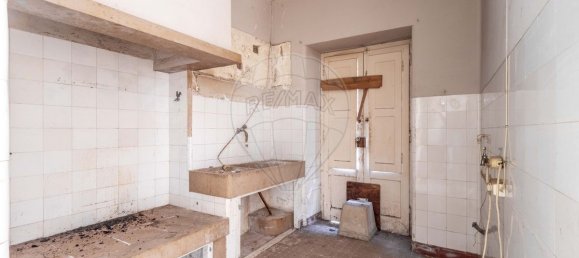 9 bedrooms House in Faro, Portugal No. 18551 15