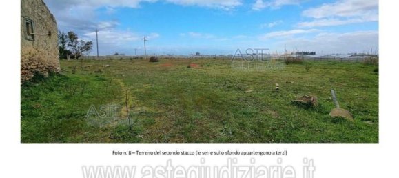 3 bedrooms House in Vittoria, Italy No. 348386 8