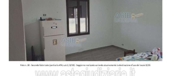 3 bedrooms House in Vittoria, Italy No. 348386 30
