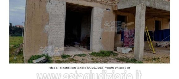 3 bedrooms House in Vittoria, Italy No. 348386 17