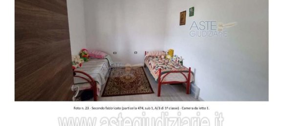 3 bedrooms House in Vittoria, Italy No. 348386 23