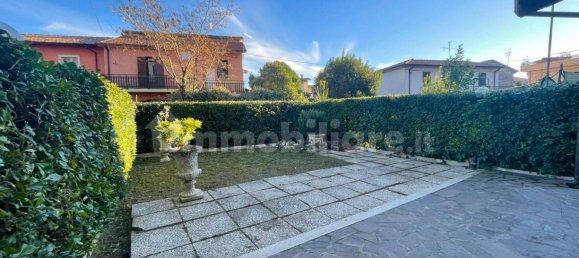 Apartamento de 2 dormitorios en Sora, Italy No. 55591 45