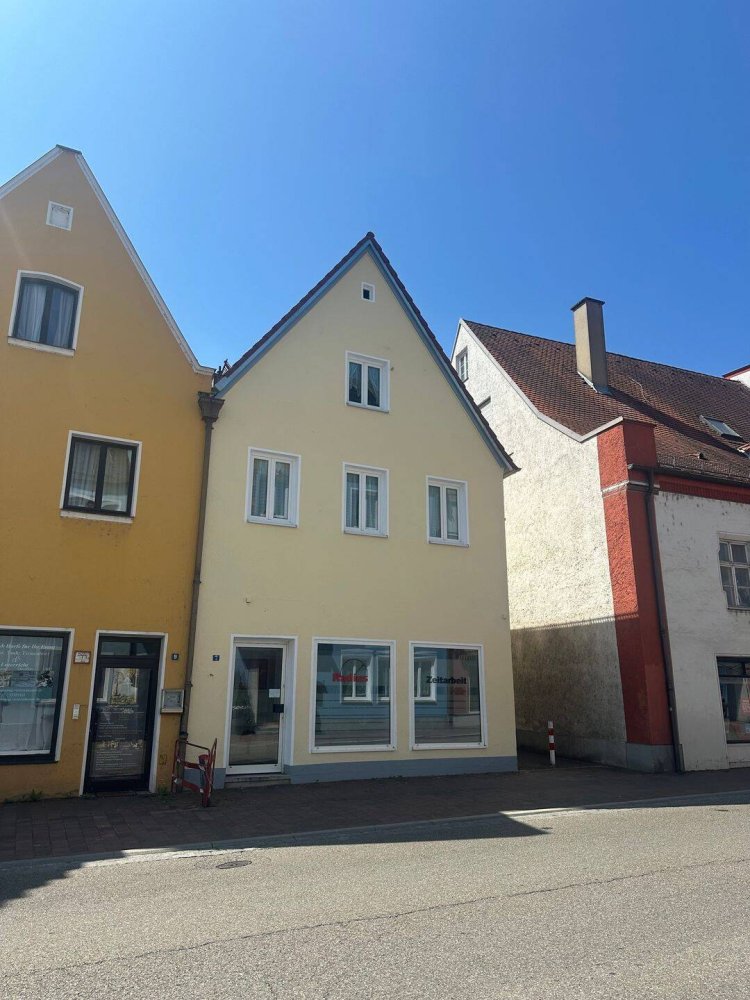 Edificio de 9 habitaciónes en Donau-Ries, Germany No. 342426