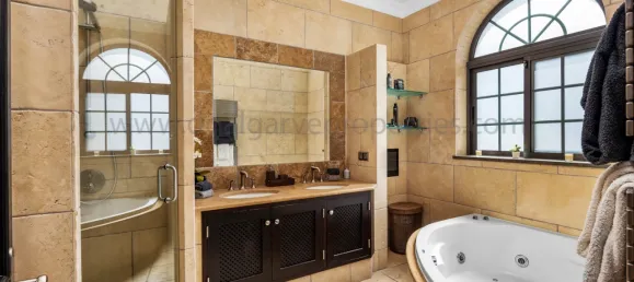 6 bedrooms Villa in Loule, Portugal No. 108707 26