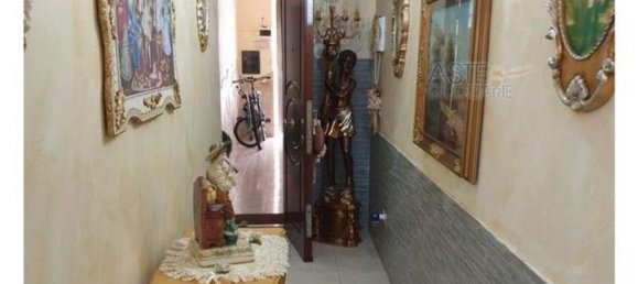 7-salle Appartement à Catania, Italy No. 204924 19