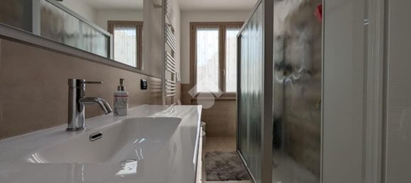 4-Zimmer Wohnung in Seriate, Italy, Nr. 338623 7