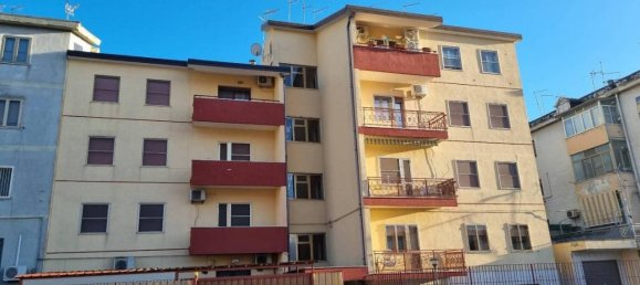 4-salle Appartement à Foggia, Italy No. 104046 14