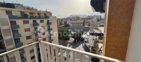 Apartamento de 3 dormitorios en Palermo, Italy No. 49974 16