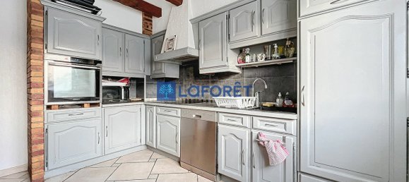 6 bedrooms House in Morangis, France No. 140729 7