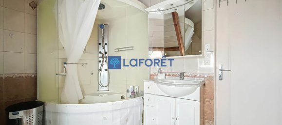 6 bedrooms House in Morangis, France No. 140729 8