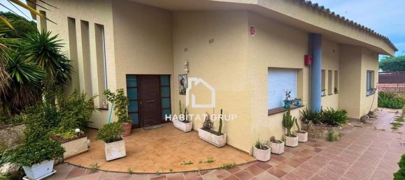 5 bedrooms Villa in Calonge, Spain No. 183966 9