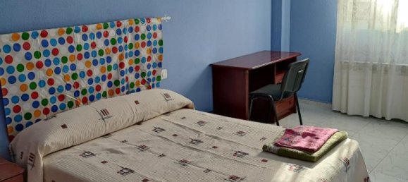 Apartamento de 4 dormitorios en Cáceres, Spain No. 165989 3