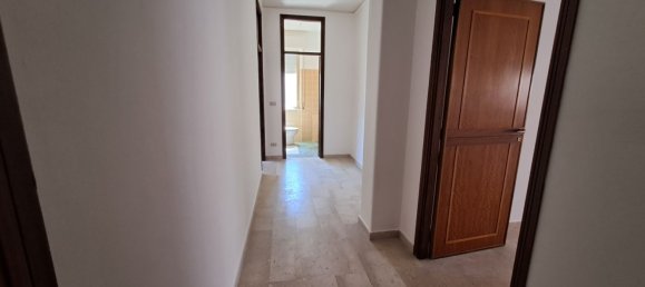 Квартира с 3 комнатами в Аугуста, Италия № 113911 5