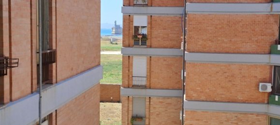 Квартира с 3 комнатами в Аугуста, Италия № 113911 6