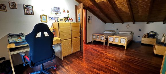 4 rooms Villa in Gravellona Toce, Italy No. 290646 5