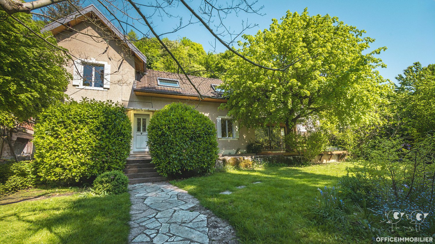 4 bedrooms House in Besancon, France No. 203572