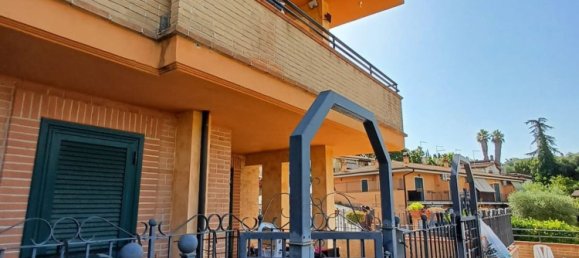 3 bedrooms Duplex in Guidonia Montecelio, Italy No. 356964 3