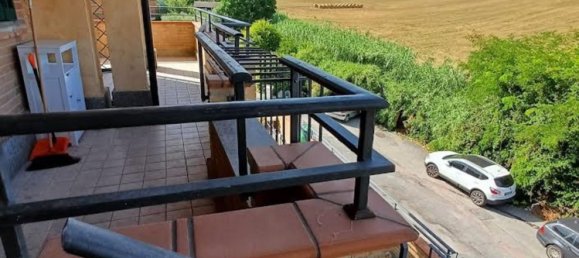 3 bedrooms Duplex in Guidonia Montecelio, Italy No. 356964 4