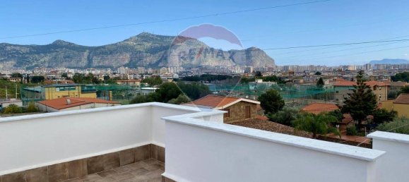 5 rooms Villa in Palermo, Italy No. 39286 39